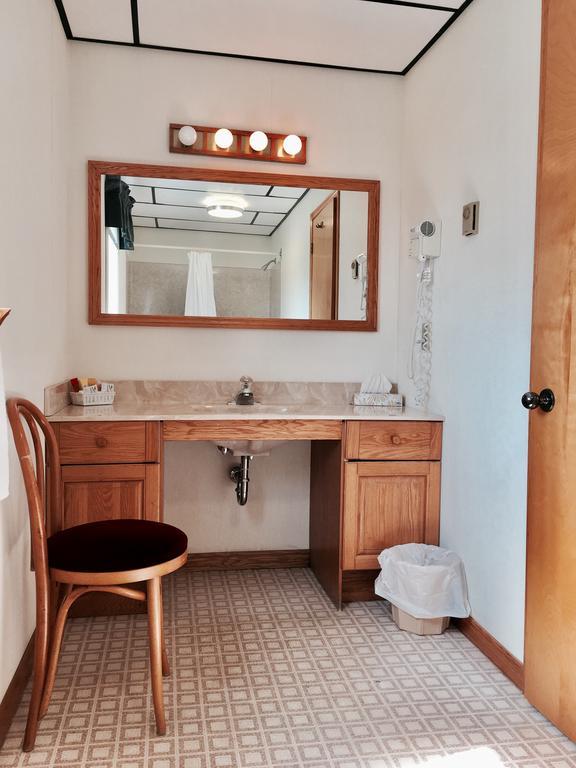 Motel Laurie's 3*